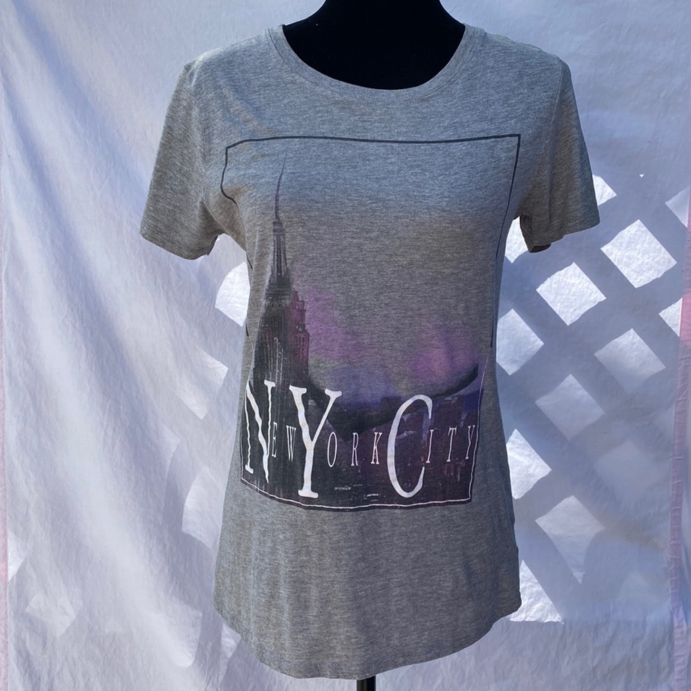 G21 New York City Shirt Top